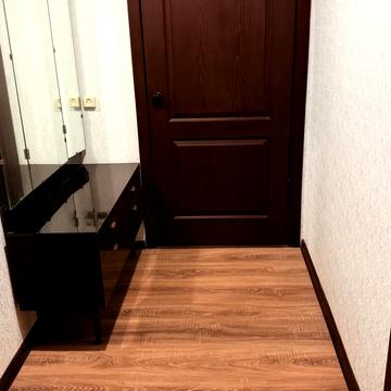 Академіка Корольова вул., 6