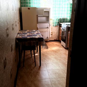 Академіка Корольова вул., 6