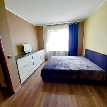 Бориса Гмирі вул., 10/40