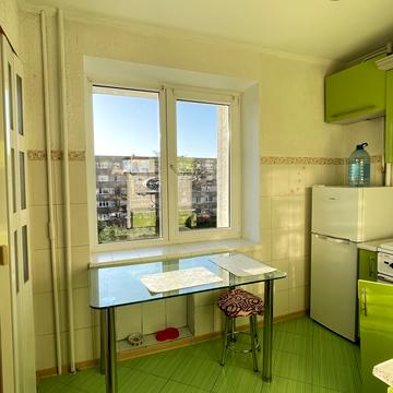 Володимира Івасюка вул., 14