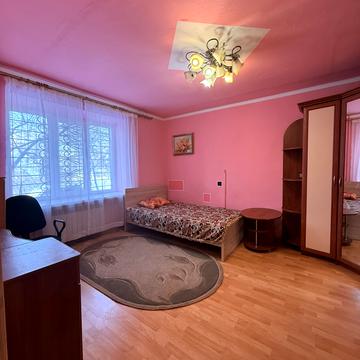 Тичини вул., 20