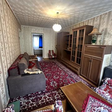 Авіаторів вул., 15