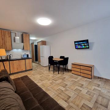 Рудненська вул. (Білогорська), 8-Г