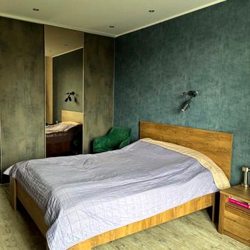 Валерія Лобановського просп. (Червонозоряний), 15/7