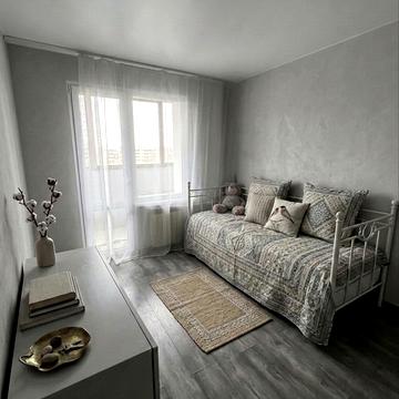 Райдужна вул., 13-В