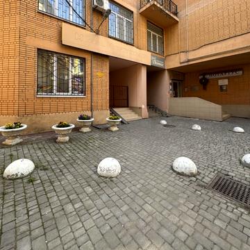 Преображенська вул., 57