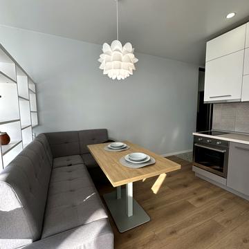 Зарічна вул., 3-А