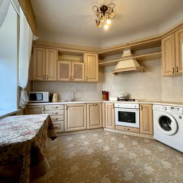 Євгена Чикаленка вул. (Пушкінська), 2-4/7