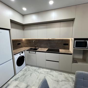 Віктора Некрасова вул. (Північно-Сирецька), 8