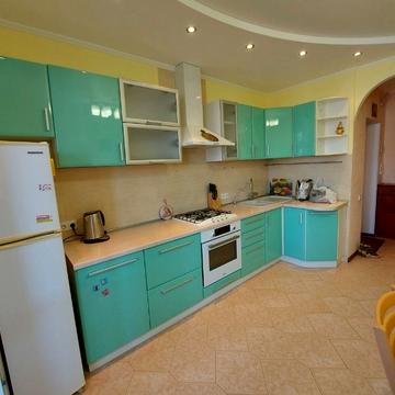 Євгена Чикаленка вул., 59г