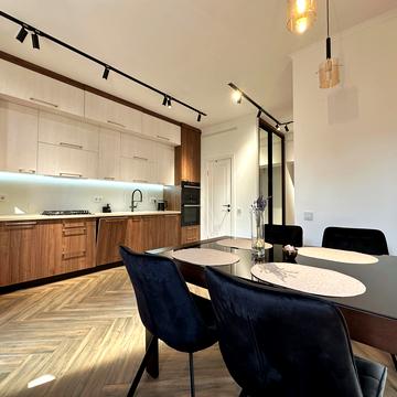 Героїв Маріуполя вул. (Петра Козланюка), 2