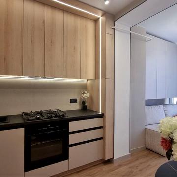 Мартинова просп., (вул. Щаслива, 67)