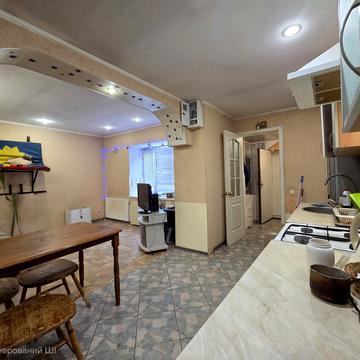 Яна Ходоровського вул., 11а