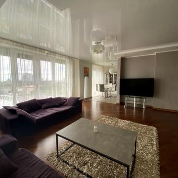 Ділова вул. (Димитрова), 2-Б