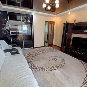 Пілотська вул., 76