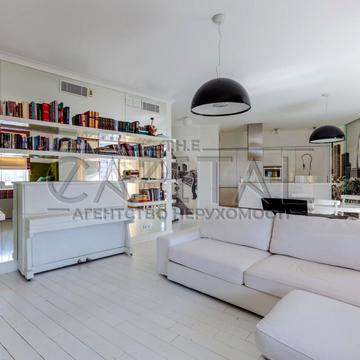 Євгена Коновальця вул. (Щорса), 32-Б