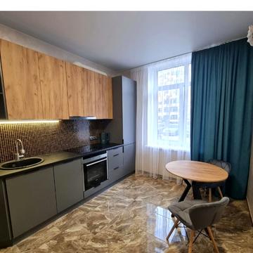 Садова вул., 51-Б