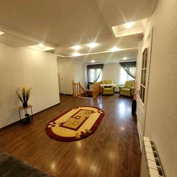 Університетська вул.