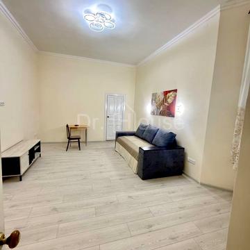 Мирона Тарнавського вул. (Кутузова), 32