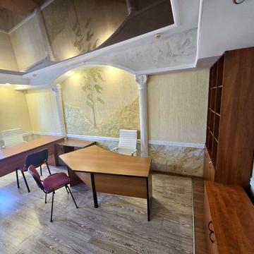 Велика Арнаутська вул., 61