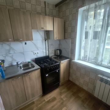 Петропавлівська вул., 26