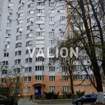 Гетьмана Кирила Розумовського вул. (Миколи Краснова), 19