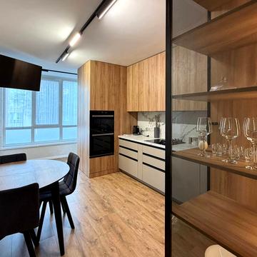 Карла Мікльоша вул., 19