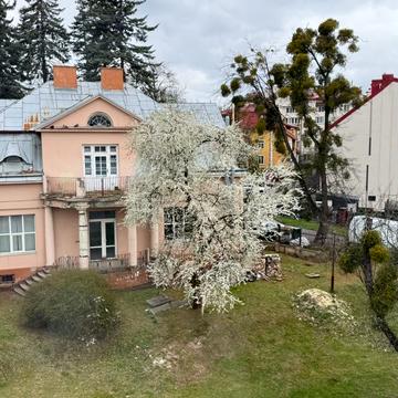 Академіка Степана Рудницького вул., 18