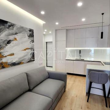 Зарічна вул., 4 к2