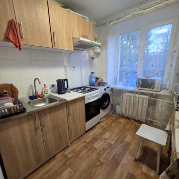 Романа Балаби вул., 15