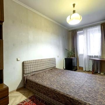 Верховинна вул., 87