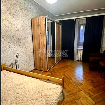 Харківських Дивізій вул., 11/2