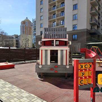 Фонтанська дорога вул., (Будинок 4)