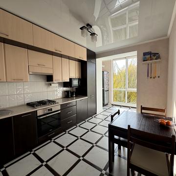 Максима Шимка вул. (Карла Маркса), 38а