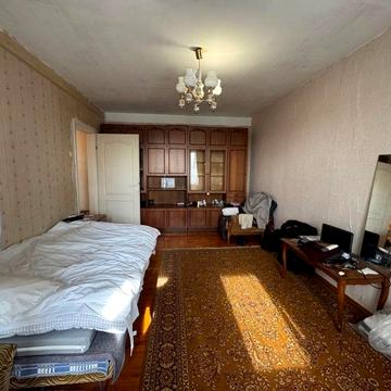 Леоніда Бикова бульв., 4