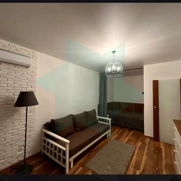 Набережна Перемоги вул., 62