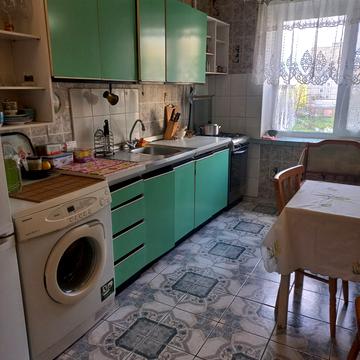 Оболонський просп., 27