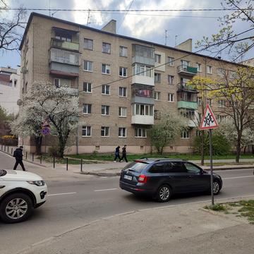 Академіка Андрія Сахарова вул., 60