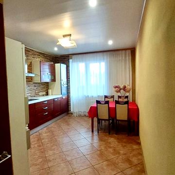 Княжий Затон вул., 2/30