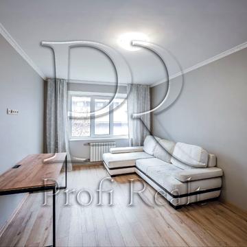 Оболонський просп., 25