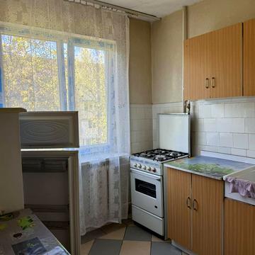 Академіка Стражеска вул., 7