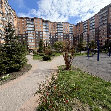 Зарічанська вул., 11л
