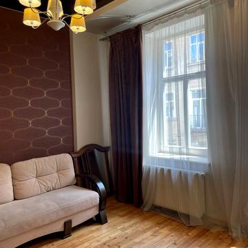 Гетьмана Петра Дорошенка вул. (Жовтнева), 34