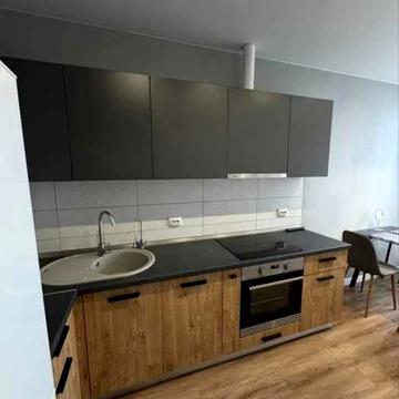 Зарічна вул., 4 к2