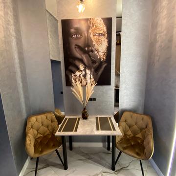 Святого Теодора пл., 11