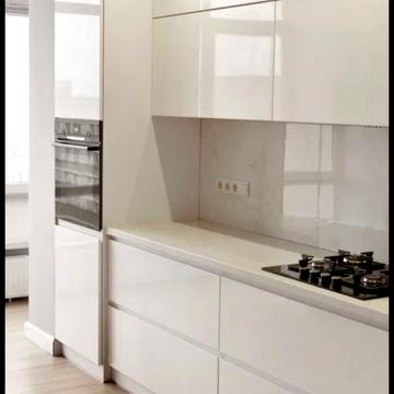 Гетьмана Петра Дорошенка вул., 22б