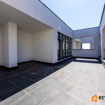 Святослава Хороброго вул., 11-Б