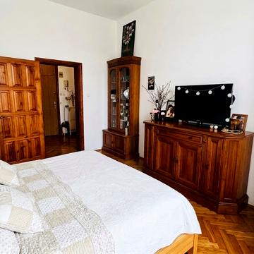 Верховної Ради бульв., 13