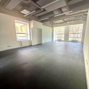 Нижній Вал вул., 51