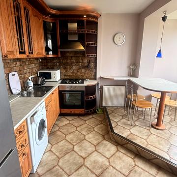 Русанівська набережна вул., 6